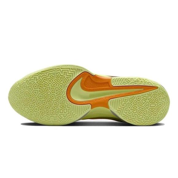 Nike Men\'s JA 2 \